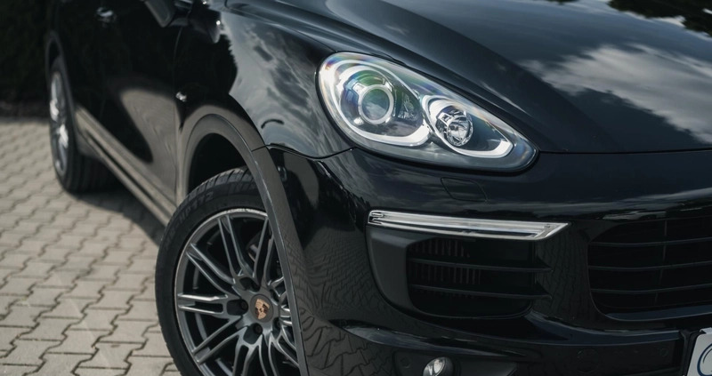 Porsche Cayenne cena 169990 przebieg: 139794, rok produkcji 2015 z Kruszwica małe 781